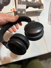 Load image into Gallery viewer, JBL Live 675nc Wireless On-Ear Headphones OPENBOX
