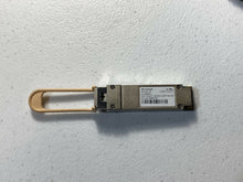 Load image into Gallery viewer, Brocade 57-1000339-01 SFP Transceiver
